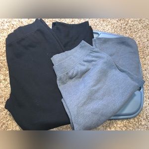 Women’s size XL sweatpants (lot of 2)